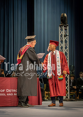 UDJ Graduation 2025 - Handshake (218 of 346)