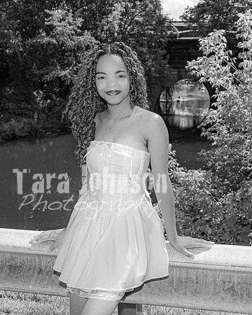 Anna Allen @ Central Park in Milford - BW - TJP (87 of 100)