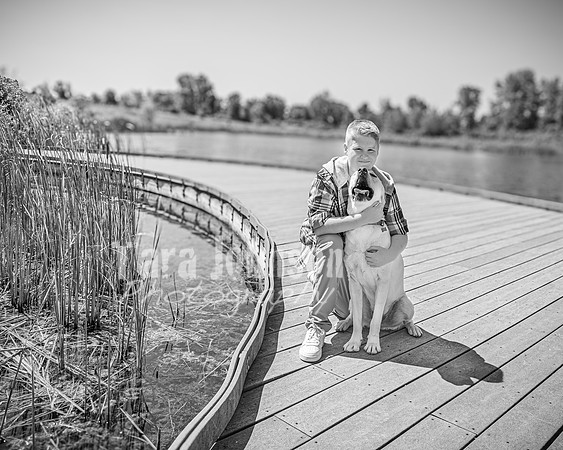 Hendrickson Family @ Indian Springs - BW - TJP (21 of 29)