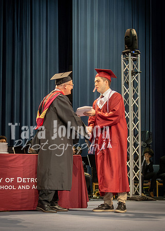 UDJ Graduation 2025 - Handshake (166 of 346)