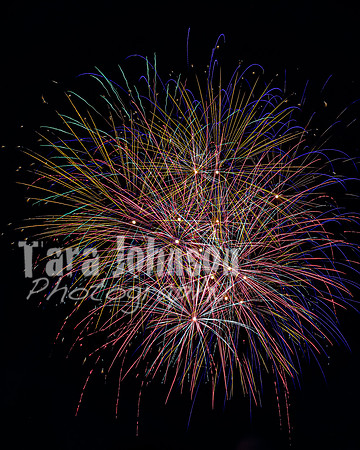 2022 Cedar Island Fireworks - TJP (16 of 25)