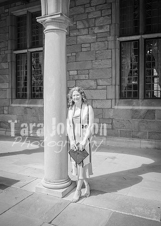 24 Grad Pictures - Kara BW-6