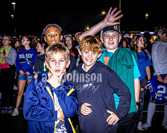 2024 LHS - Fireworks Spectators - TJP (7 of 23)