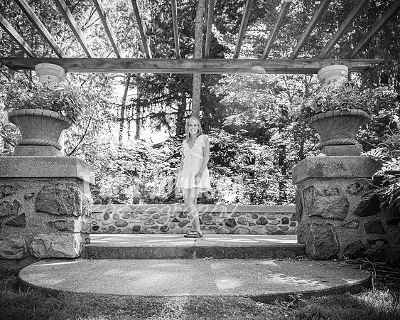 Claire Jones @ Cranbrook - BW - TJP (36 of 100)