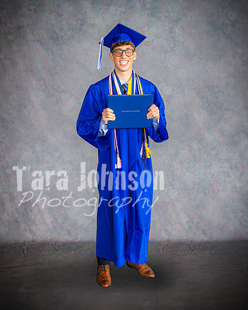 2025 IA Graduation - Gray Backdrop - TJP (141 of 359)