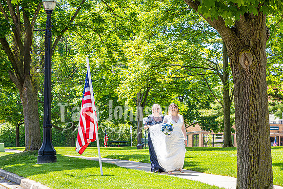 Mitch & Kelly - Prep in Mason - TJP (11 of 107)