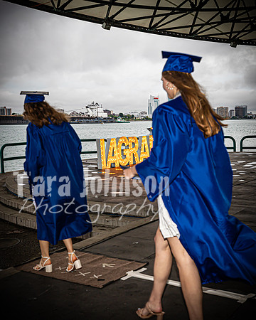 22 IA Grad - Angle #4 Celebration Walk - TJP (8 of 345)
