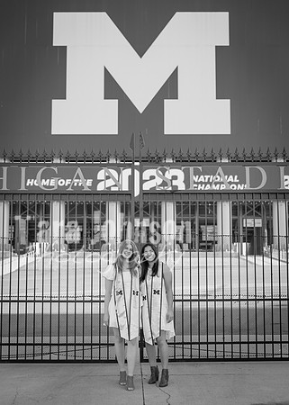 Kera & Friends Grad Photos W25 B&W (161 of 259)