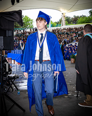 22 IA Grad - Angle #4 Celebration Walk - TJP (33 of 345)