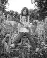 Sculthorpe Family @ Cedar Island - BW - TJP (17 of 58)