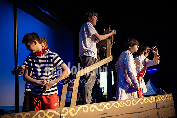 22 LHS Theatre - Mermaid R1 - Act 1 - TJP (23 of 363)