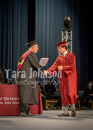 UDJ Graduation 2025 - Handshake (298 of 346)
