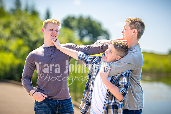 Hendrickson Family @ Indian Springs - Color - TJP (8 of 29)