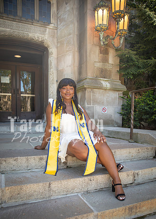 24 A. G. & S. Senior Photos (89 of 201)