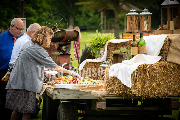 Jordan & Britney - Candids, Farm & Sparklers (5 of 147)