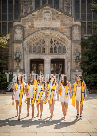 Leah & Friends Grad Photos (88 of 190)