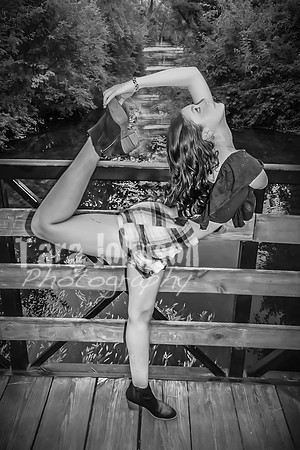 Aubrey Snavley - BW - TJP (29 of 45)
