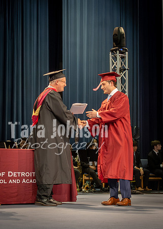 UDJ Graduation 2025 - Handshake (343 of 346)