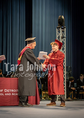 UDJ Graduation 2025 - Handshake (268 of 346)