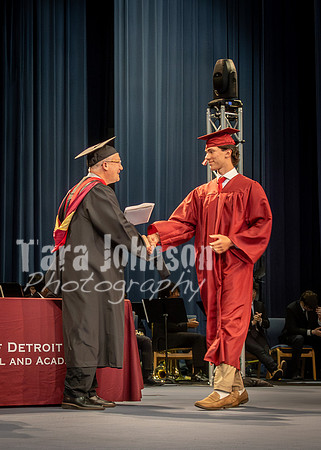 UDJ Graduation 2025 - Handshake (292 of 346)