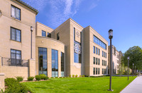 U of D 4