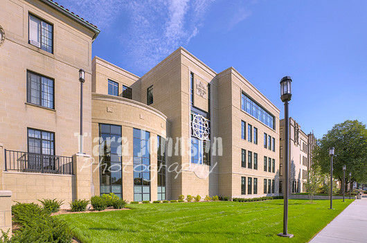 U of D 4