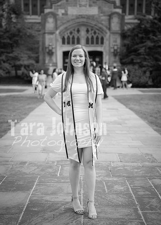 24 U of M Grad Photos - Audrey-150