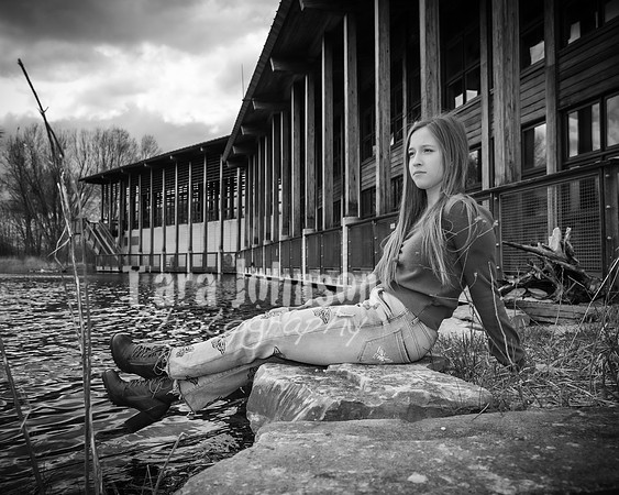 Avery Taylor - Full BW - TJP (36 of 62)