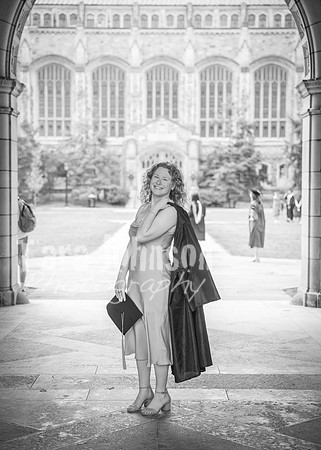 24 Grad Pictures - Kara BW-39