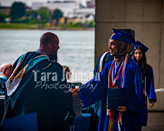 22 IA Grad - Angle #4 Sup-Board-AP - West - TJP (200 of 207)
