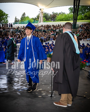 22 IA Grad - Angle #4 Celebration Walk - TJP (39 of 345)