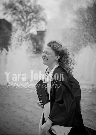 24 Grad Pictures - Kara BW-90