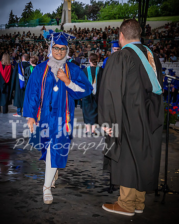22 IA Grad - Angle #4 Celebration Walk - TJP (224 of 345)