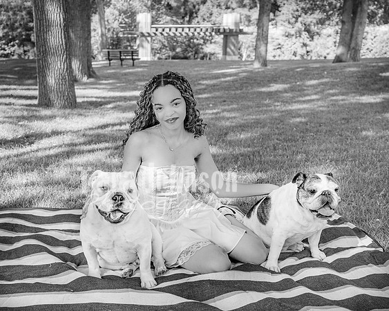 Anna Allen @ Central Park in Milford - BW - TJP (7 of 100)