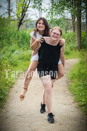 Emily Earl (with Amy  Emma) - TJP (17 of 20)