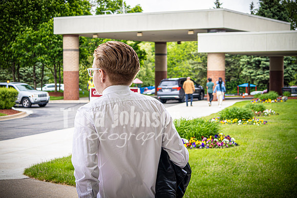 25 U of D - Candids (Entrance) - TJP (32 of 161)