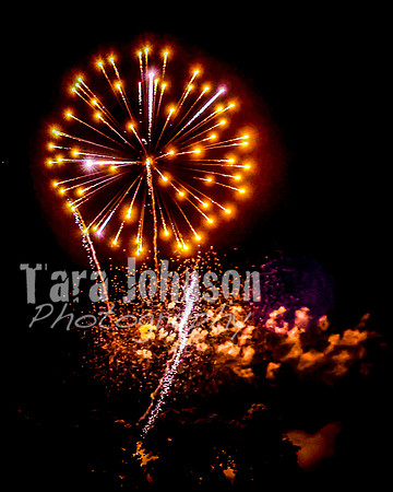 2022 LHS Fireworks - TJP (42 of 90)