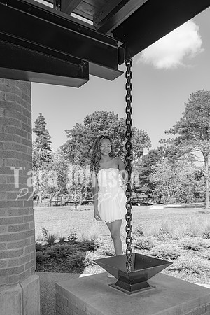 Anna Allen @ Central Park in Milford - BW - TJP (70 of 100)