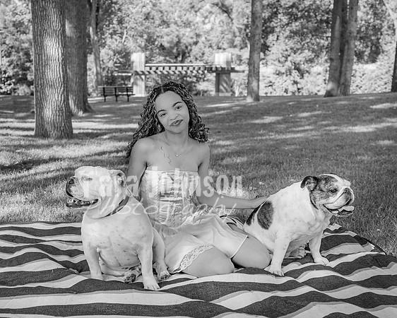 Anna Allen @ Central Park in Milford - BW - TJP (4 of 100)