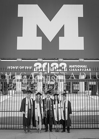 Kera & Friends Grad Photos W25 B&W (140 of 259)