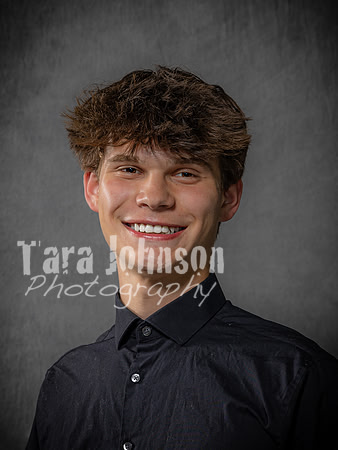 2024 LHS Class Officer Headshots (8 of 15)