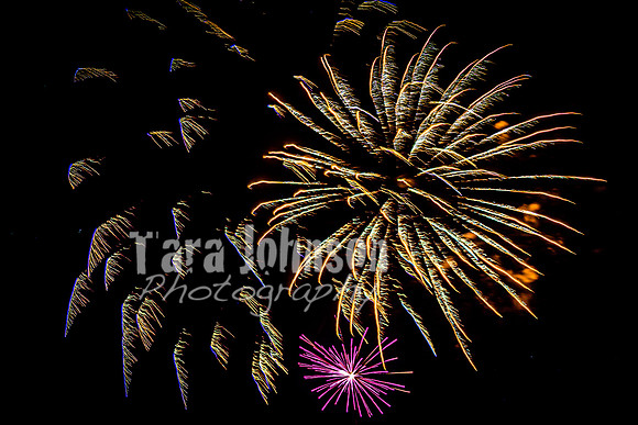 2022 LHS Fireworks - TJP (13 of 90)