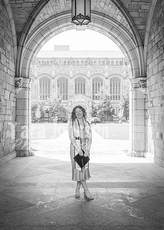 24 Grad Pictures - Kara BW-58