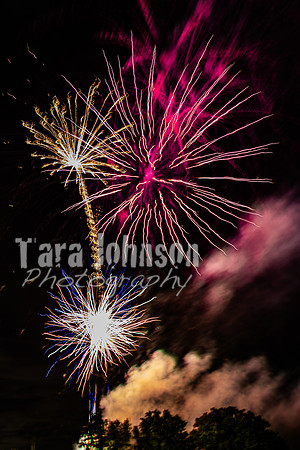 2024 LHS - Fireworks - TJP (26 of 62)