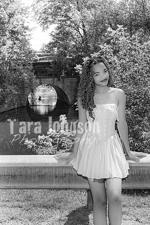 Anna Allen @ Central Park in Milford - BW - TJP (88 of 100)