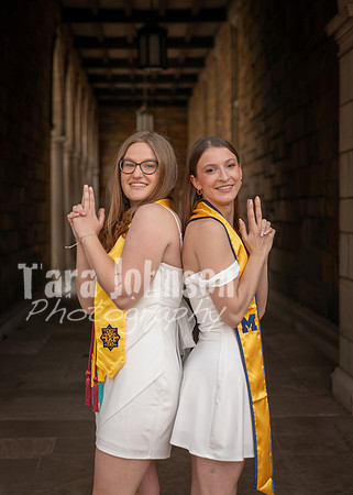 Emma & Friends Grad Photos W25 (79 of 96)