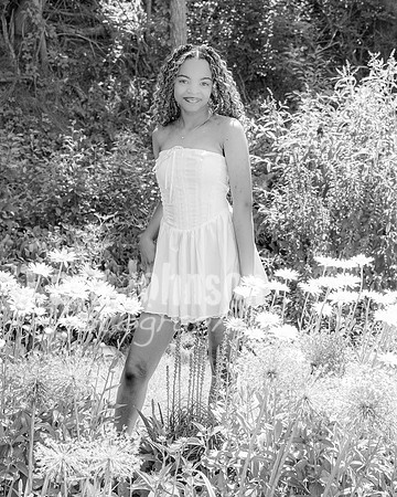 Anna Allen @ Central Park in Milford - BW - TJP (85 of 100)