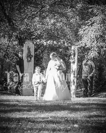 Michael & Ashlee McGrath - Complete - BW - TJP (82 of 428)