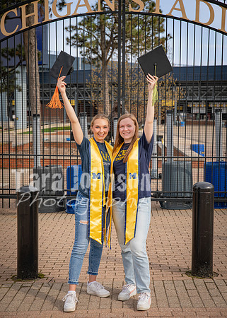 24 U of M Grad Photos - Audrey-59