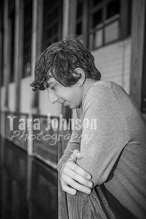 Corbin Gibson @ Highland Depot Tracks - BW - TJP (14 of 62)